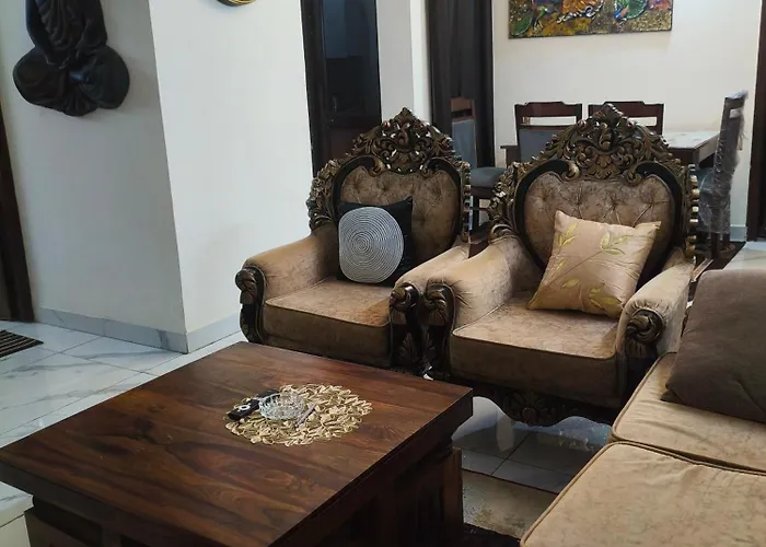 Reem Residency