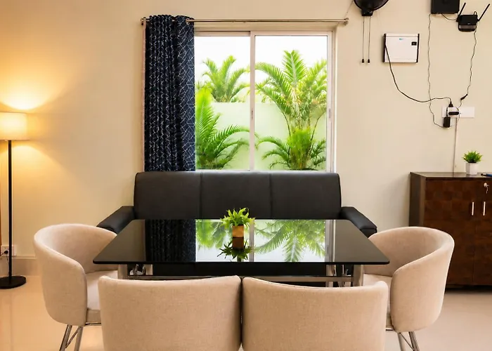 Yostel Homestay- Ac 2Bhk Near Airport & Railway Station