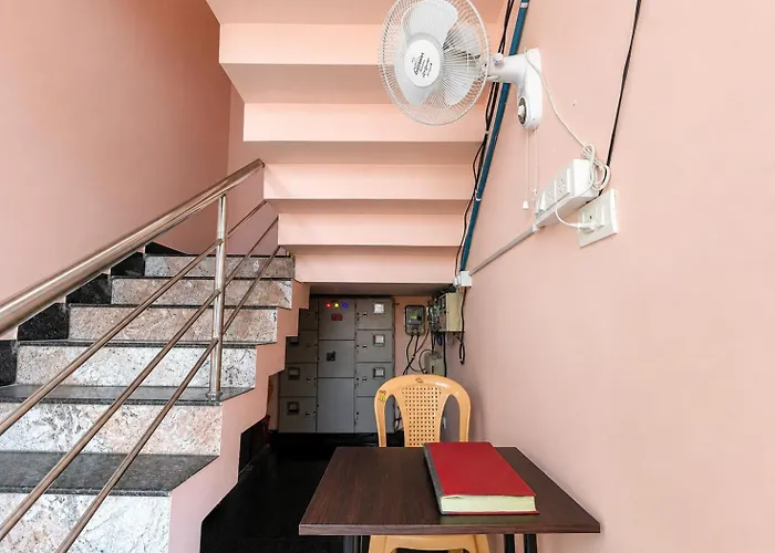 Yostel Homestay- Ac 2Bhk Near Airport & Railway Station