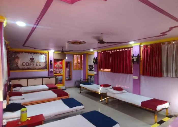 Govind Hotel
