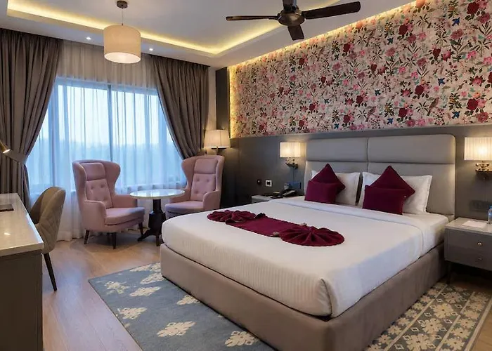 Hotel Rajshree & Spa