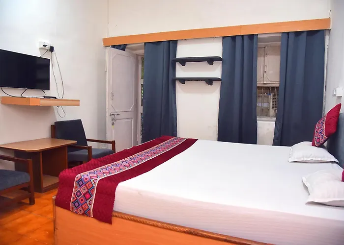 Hotel Grand Barrack