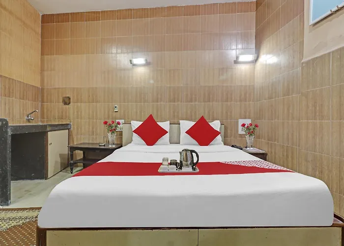 Super Hotel O Rajdoot Near Phoenix Palladium