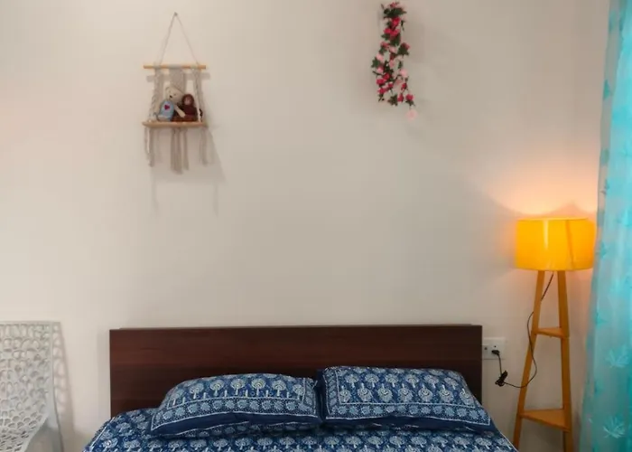 Nelavanka Homes - Fully Furnished Pent House - 1Rk