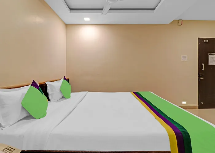 Treebo Surya Yatri Niwas Hotel Belgaum