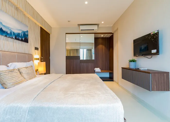 Ar Suites Jewels Royale - Koregaon Park Nx