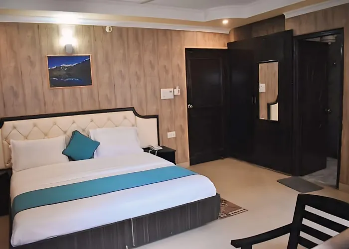 Hotel Leisure Palace