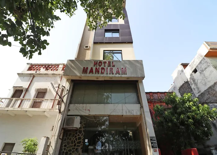 Hotel Mandiram
