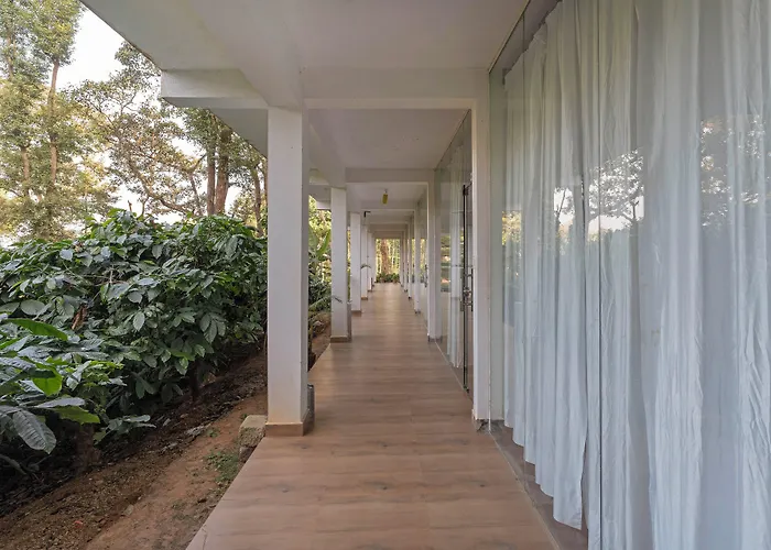 Itsy Hotels Jammabane Cottage, 5 Minutes To Mountain View Coffee Plantation Madikeri