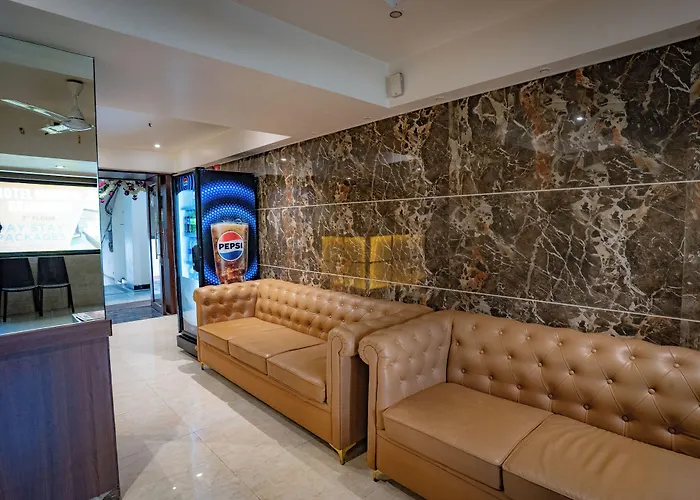 Hotel Mourya Residency