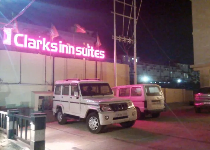 Clarks Inn Suites Katra
