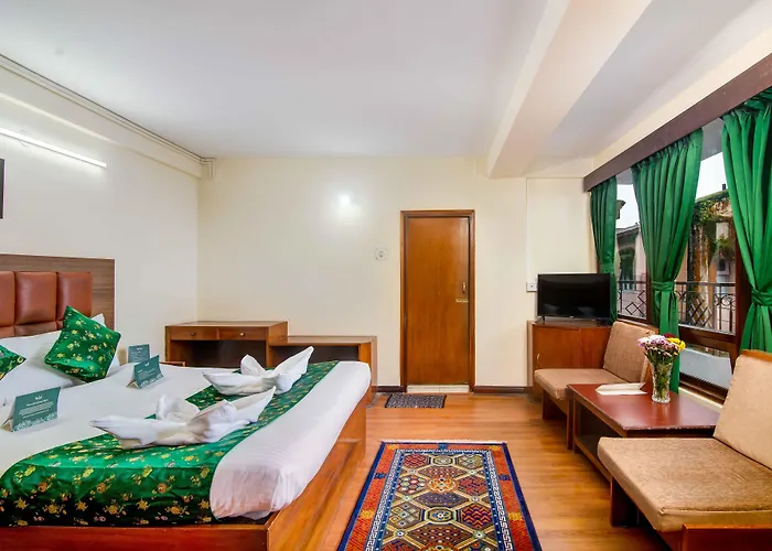 Muscatel Bhumsang - 200 Mts From Mall Road Darjeeling 