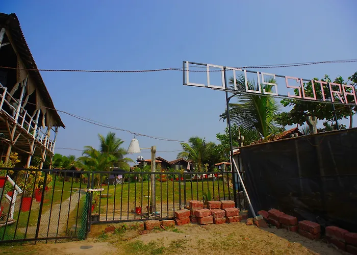 Lotus Sutra Beachfront Resort Arambol