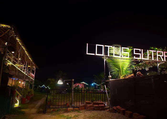 Lotus Sutra Beachfront Resort Arambol