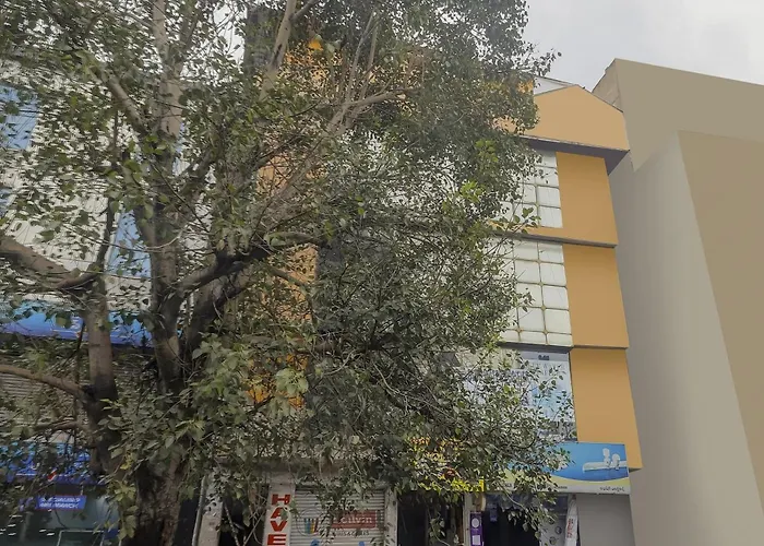 Oyo 76333 Newgen Grand Hotel Hyderabad