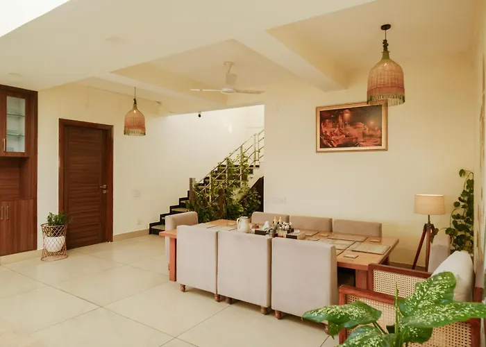 Golden Healing Journeys Homestay Rishikesh