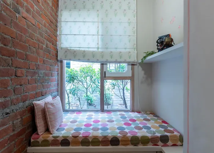 Mukam, Boutique Homestay