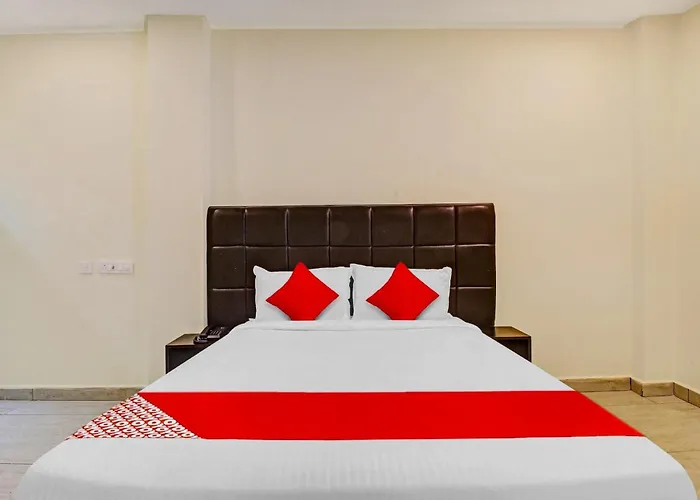 Super Hotel O Lakshmi Royal Inn
