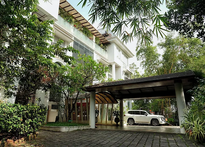 D Fort Hotel Kollam