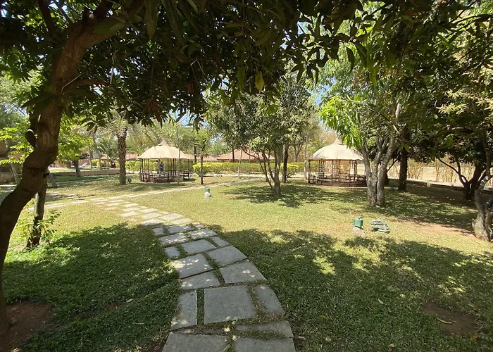 Golden Amoon Resort