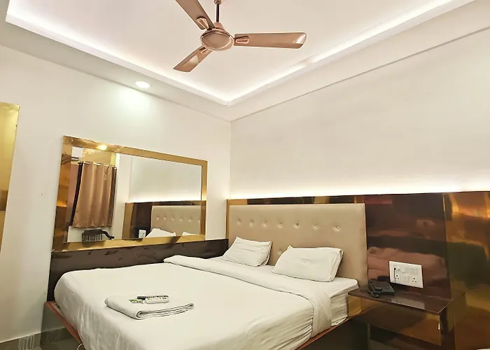 Hotel Apple Villa - New Delhi
