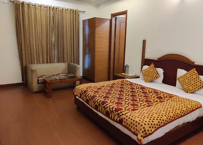 Hari'S Court Inns & Hotels