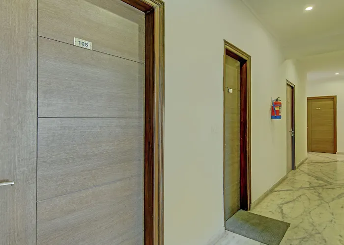 Itsy Hotels Swastika Inn Sector 26 Noida