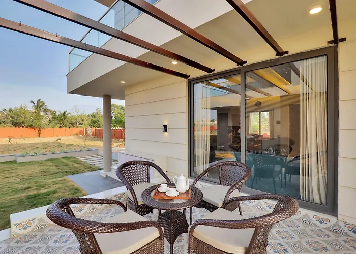 Goverdhan Greens Resort Dwarka L Hotels In Dwarka