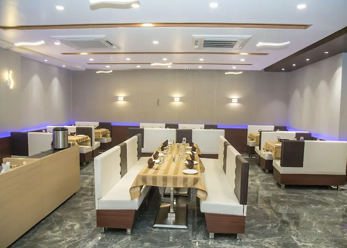 Hotel Orange International