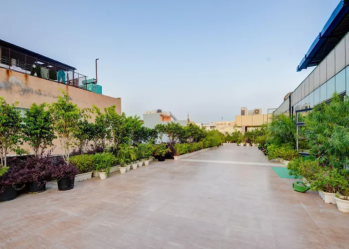 Airport Hotel Grand