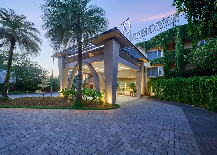 Flora Airport Hotel And Convention Centre Kochi