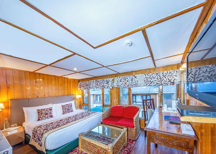 Heevan Retreat Gulmarg