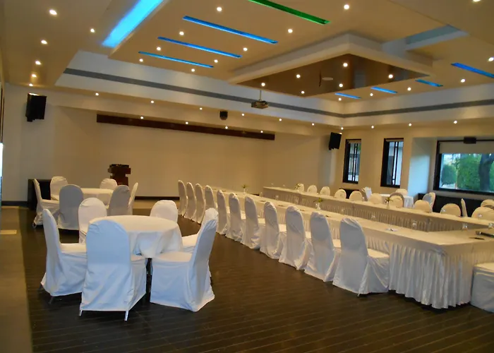 The Meadows Resort And Spa Chhatrapati Sambhajinagar