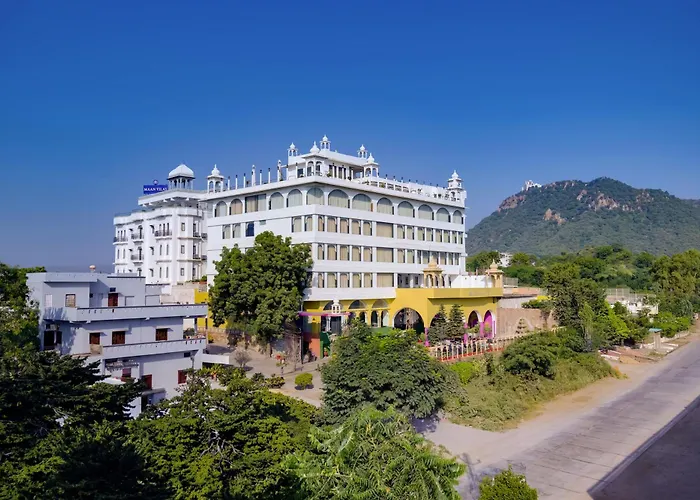 Regenta Central Mewargarh, Near Biological Park