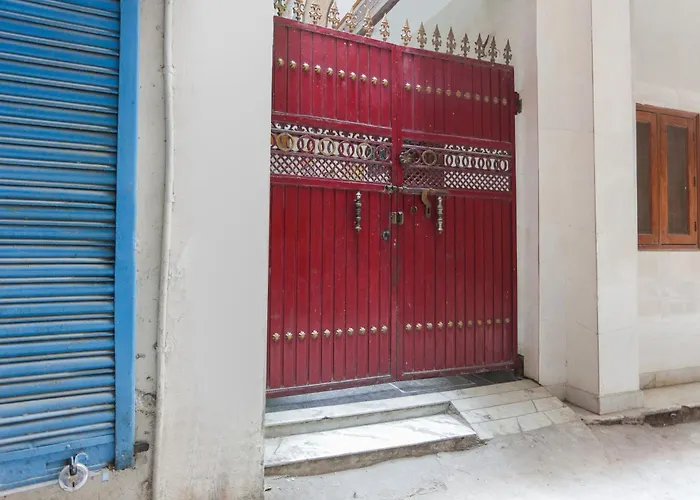Hotel O Green High New Delhi