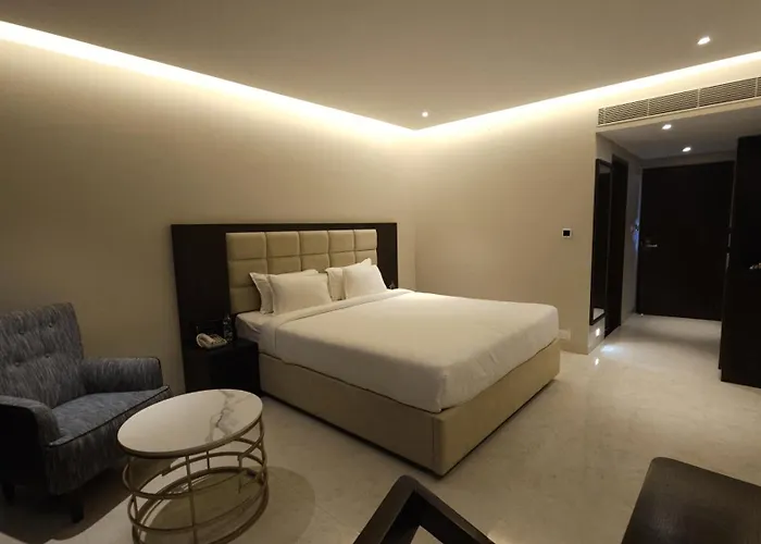Hotel Mayura Presidency 10 Kms From Belagavi Airport Ixg