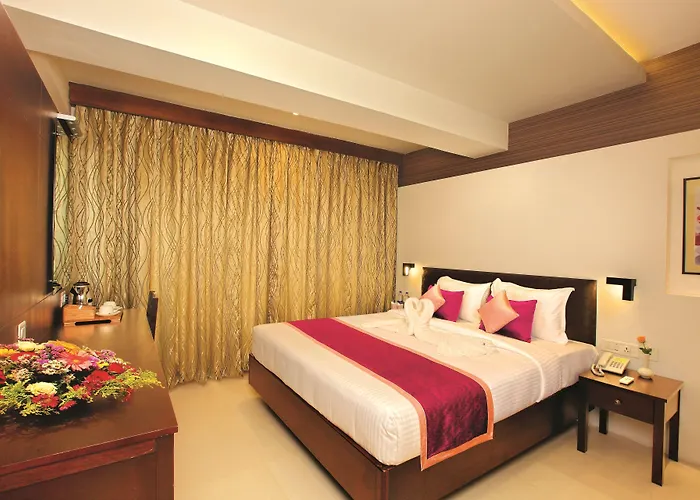Holiday Vista Thekkady A Premium Hotel Near Periyar Wild Life Sanctuary With Sky View Pool
