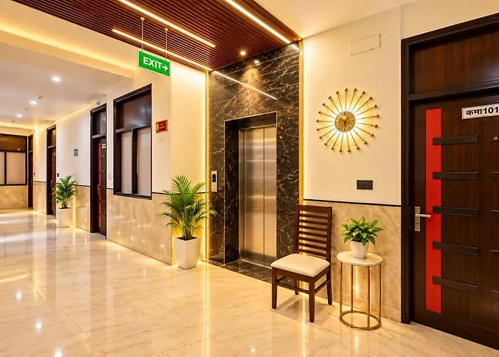 Hotel Baba Deluxe Near New Delhi Railway Station And City Center -By Rcg Hotels