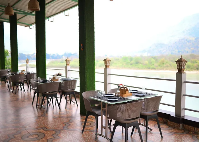 The Shanti Naturecure On Ganga Rishikesh