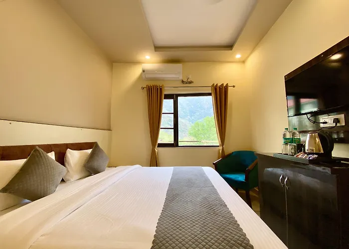 Tapovan New Residency - 5 Minutes Walk To Laxman Jhula Rishikesh