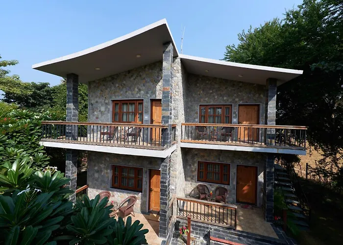 Aacorn Hideaway Resort & Spa