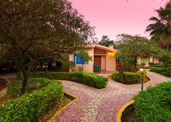 Aacorn Hideaway Resort & Spa