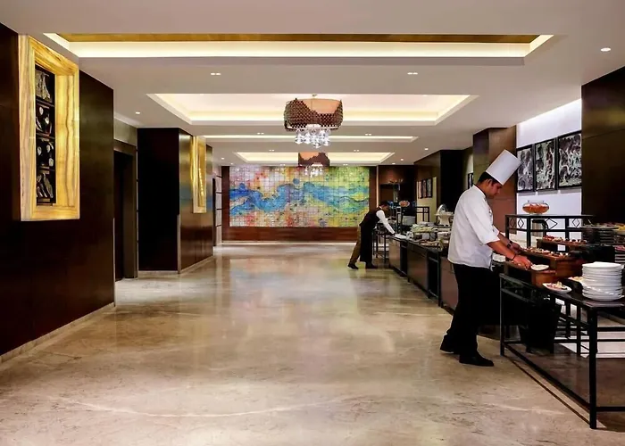 Grand Mercure Vadodara Surya Palace