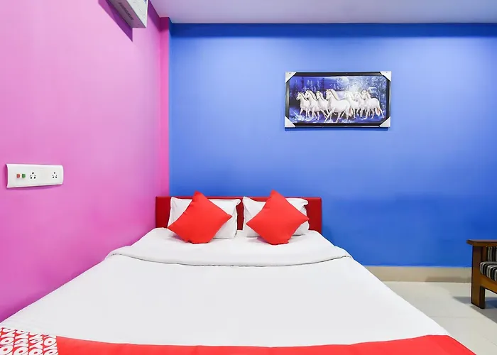 Hotel O Ganga Palace