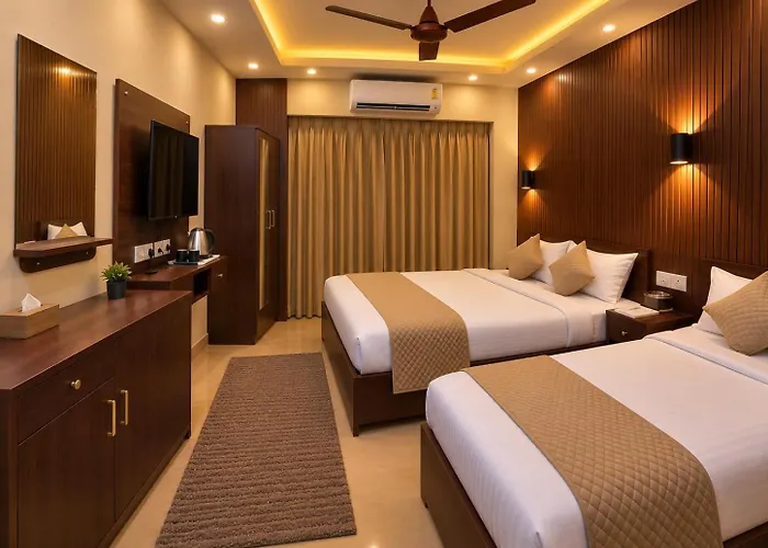 Raaj Inn