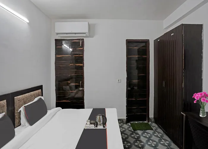 Hotel O Sk Residency Rohini Delhi 