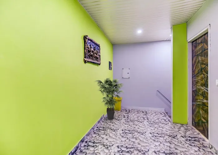 Hotel O Colour