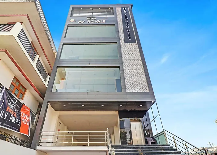 Fabhotel Prime Av Royale - Nr Gms Road