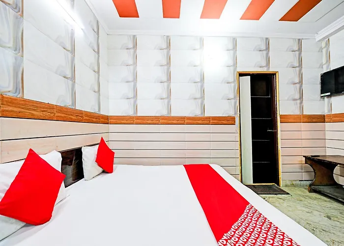 Hotel O Granville New Delhi