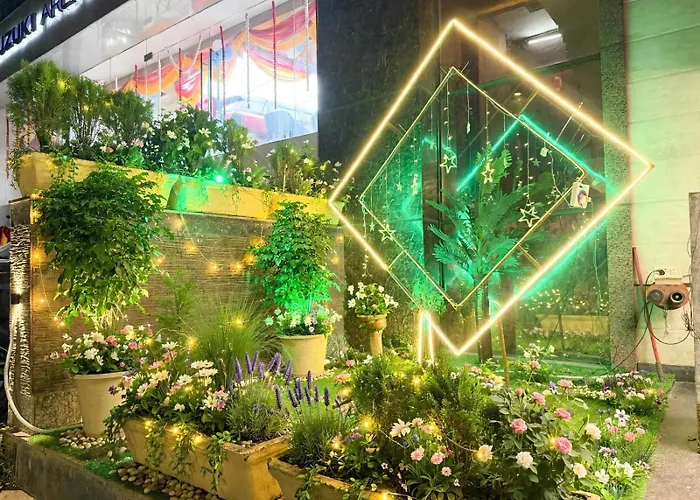 Hotel Waterfall Paschim Vihar Delhi